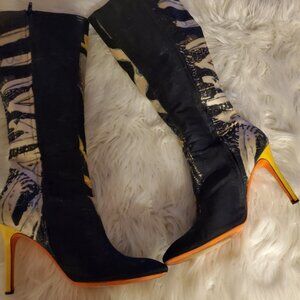 Roberto Cavalli  boots size 41 3818 0307L